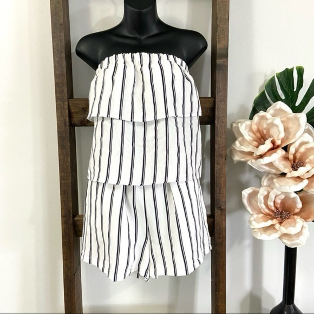 Lost in Lunar stripe tiered strapless romper sz 6